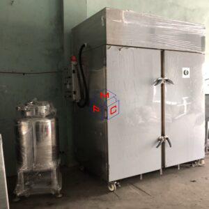 Tủ sấy chai và bồn chứa